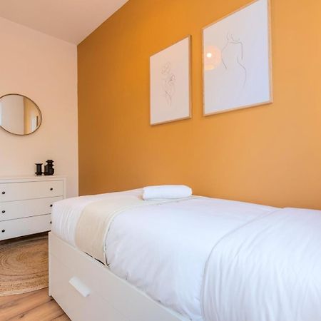Modern, Quiet 3-Bedroom Apartment With Parking Marcq-en-Baroeul Exterior photo