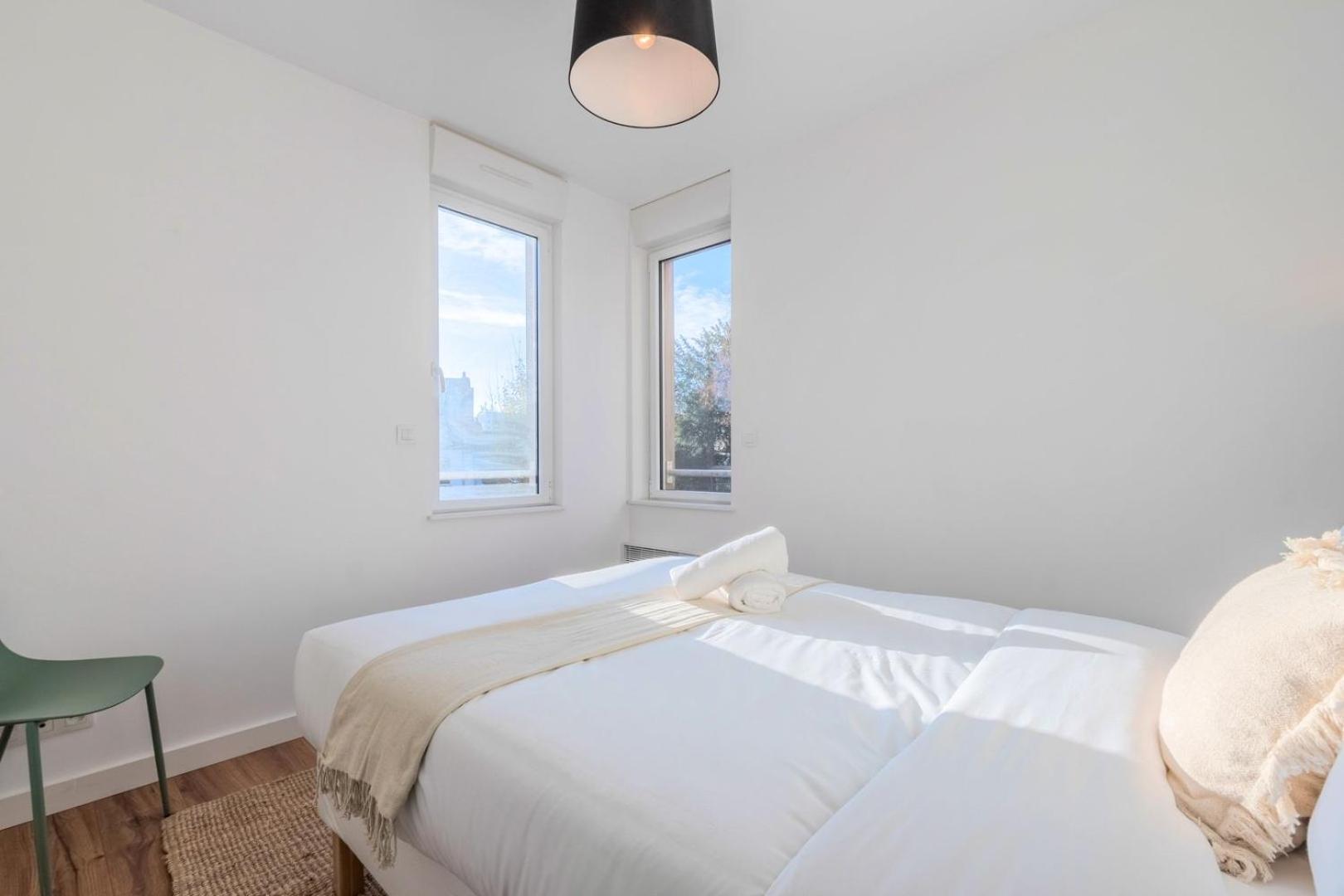Modern, Quiet 3-Bedroom Apartment With Parking Marcq-en-Baroeul Exterior photo