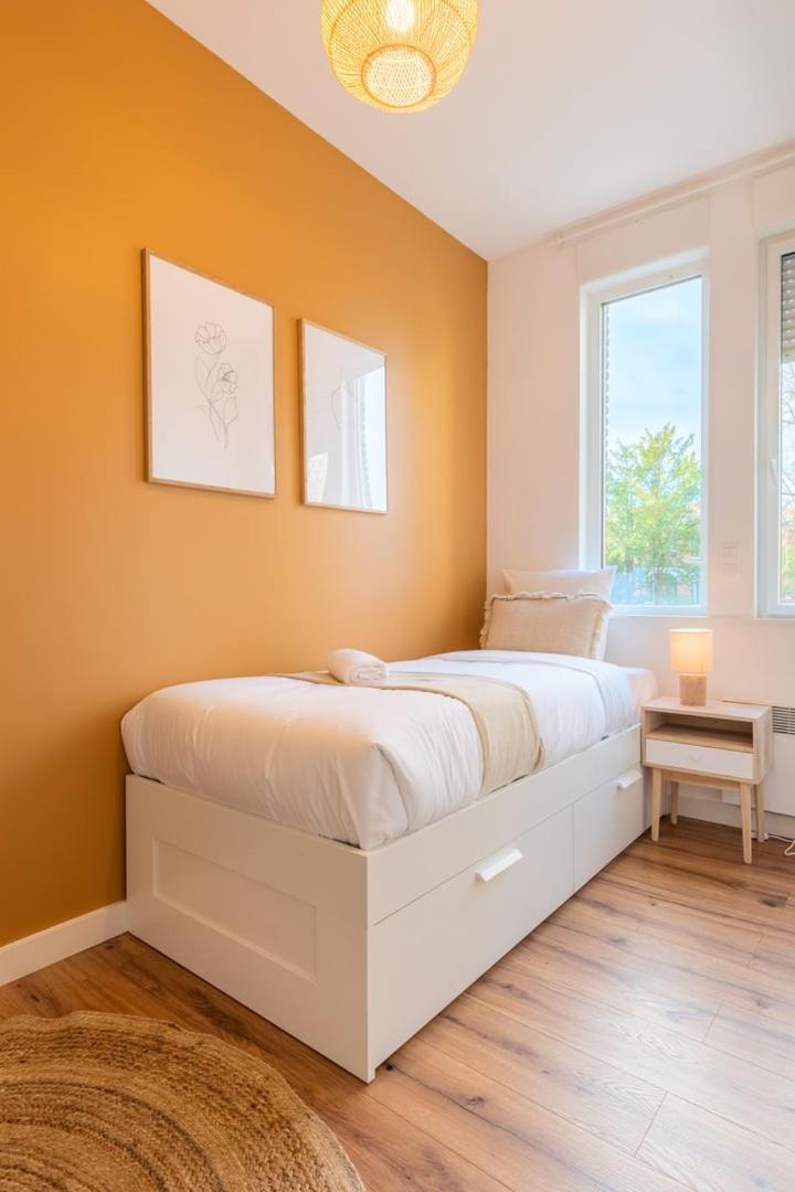 Modern, Quiet 3-Bedroom Apartment With Parking Marcq-en-Baroeul Exterior photo